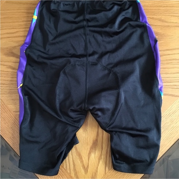 LL Bean Spandex Cycling Shorts - Large - Picture 2 of 3